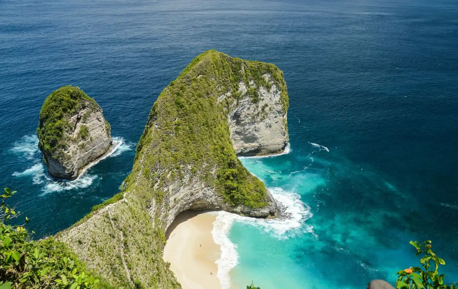 Kelingking Beach cliff view, Nusa Penida